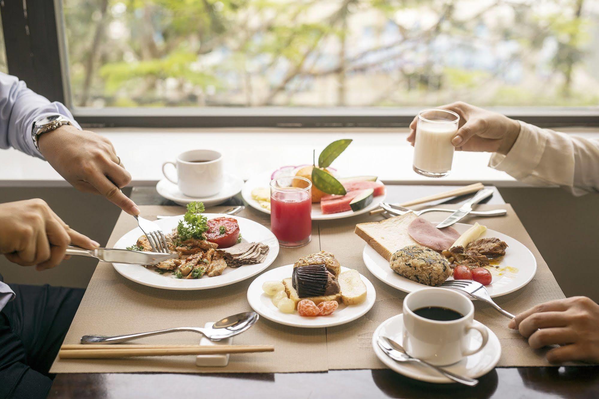 Sofia Suite Hotel Danang Екстериор снимка